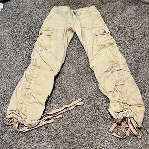 I am Gia Ryder cargo pant